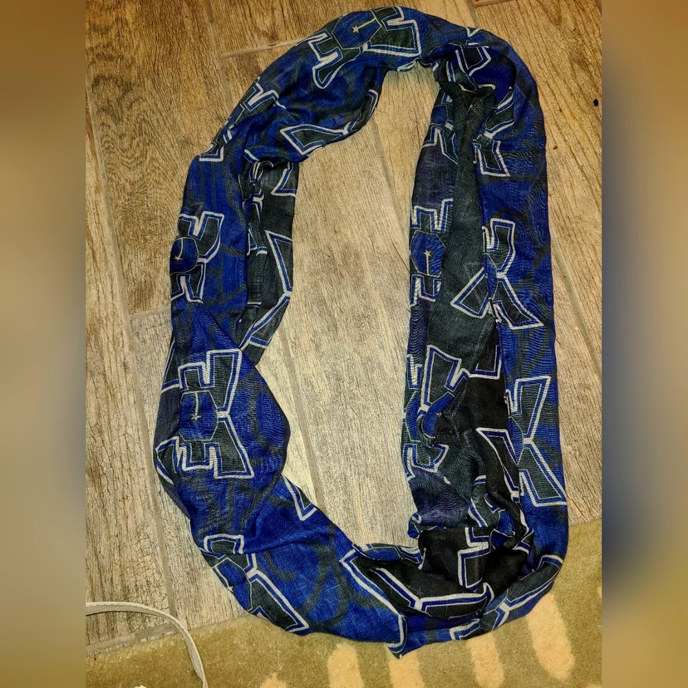 East Celebrity Elite ECE Infinity Scarf
